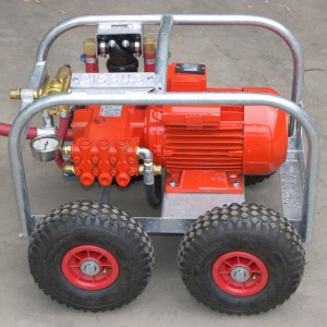 DIY Concrete Cleaning Gold Coast - Electric Hot Water Blaster Coates Hire